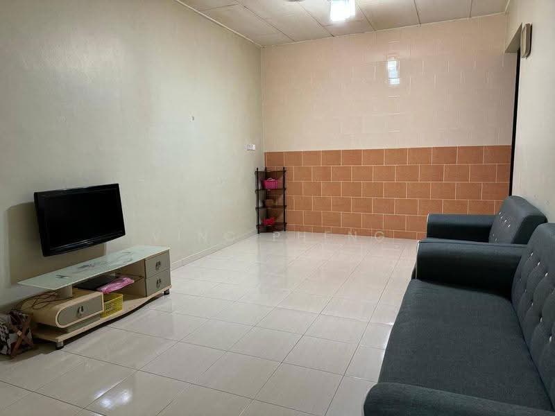 1-storey Terraced House for Sale in Taman Rembia Perkasa (Rembia) - Vinc Pheng - Living Room - PropertyGuru.com.my