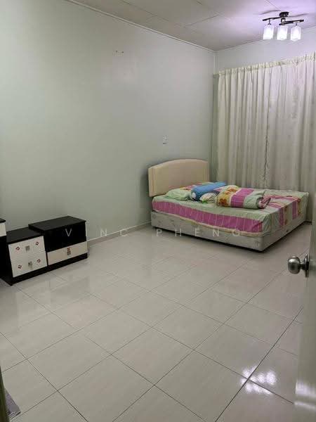 1-storey Terraced House for Sale in Taman Rembia Perkasa (Rembia) - Vinc Pheng - Bedroom - PropertyGuru.com.my