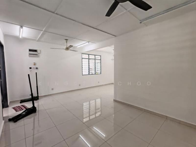 Rumah Teres 1-Tingkat untuk Disewa di Taman Bukit Cheras (Cheras) - Kingston Choo - Living Room - PropertyGuru.com.my