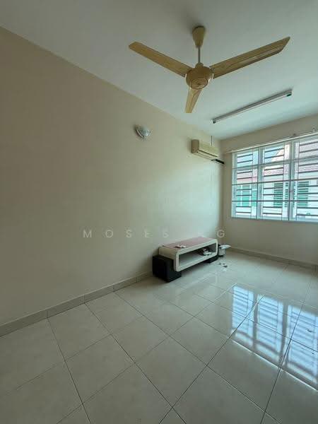 2-storey Terraced House for Rent in Taman Sentral (Butterworth) - Moses Ng - Living Room - PropertyGuru.com.my
