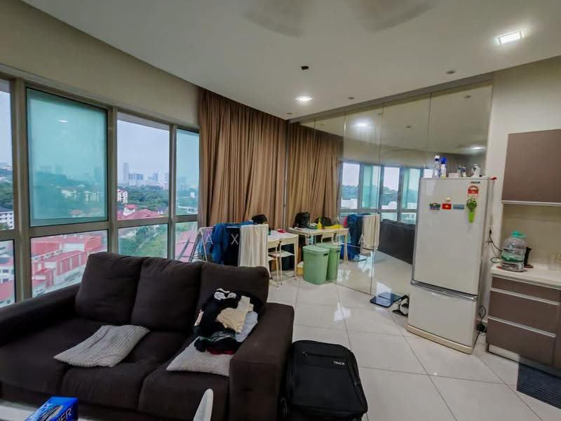 Pangsapuri untuk Disewa di Regalia - Max Chua - Living Room - PropertyGuru.com.my