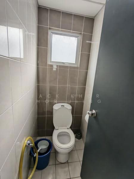 Shop / Office for Rent in Shah Alam (Selangor) - Jack Khor Phor Jiing - Bathroom - PropertyGuru.com.my