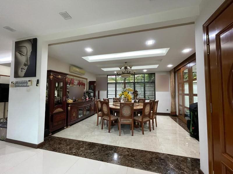 Bungalow House for Sale in Bandar Kinrara (Selangor) - Fish Chong - Dining Room - PropertyGuru.com.my