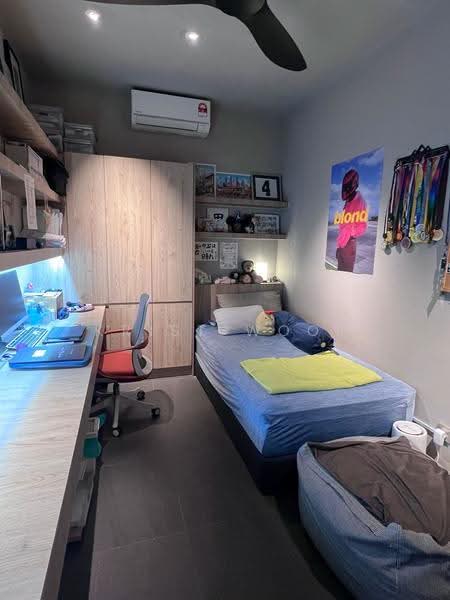 Service Residence for Sale at Verde - Krist Wooi - Study - PropertyGuru.com.my