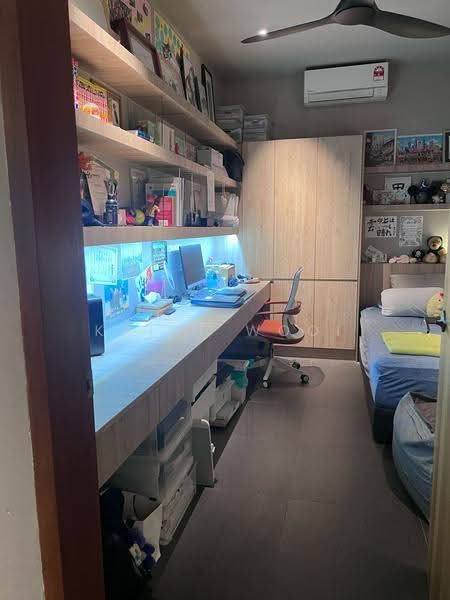 Service Residence for Sale at Verde - Krist Wooi - Study - PropertyGuru.com.my