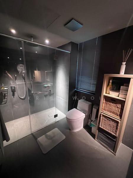 Service Residence for Sale at Verde - Krist Wooi - Bathroom - PropertyGuru.com.my