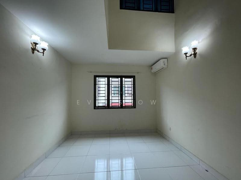 Rumah Teres 2-Tingkat untuk Disewa di Taman Damansara Aliff (Tampoi) - Eva Siow - Interior - PropertyGuru.com.my