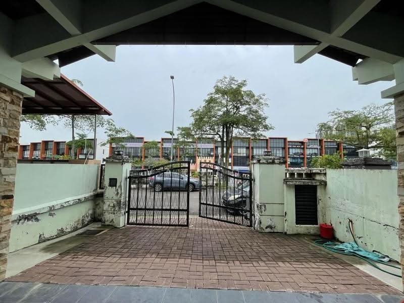 Rumah Teres 2-Tingkat untuk Disewa di Taman Damansara Aliff (Tampoi) - Eva Siow - Exterior - PropertyGuru.com.my