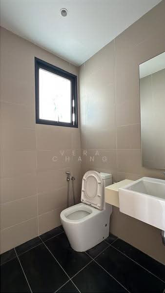 Kediaman Servis untuk Disewa di Sunway Citrine Residences - Vera Chang - Bathroom - PropertyGuru.com.my