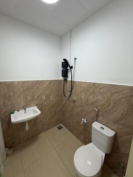 Kediaman Servis untuk Disewa di Ambience Residence (Residensi Nikel) - Vinc Pheng - Bathroom - PropertyGuru.com.my