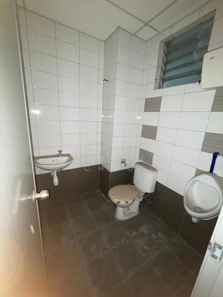 Kedai / Pejabat untuk Disewa di Bayan Baru (Penang) - Sherlene Choo - Bathroom - PropertyGuru.com.my