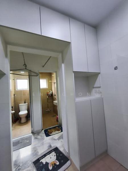Rumah Flat untuk Dijual di Salak South Garden (Taman Salak Selatan) - Yenn Chong - Bathroom - PropertyGuru.com.my