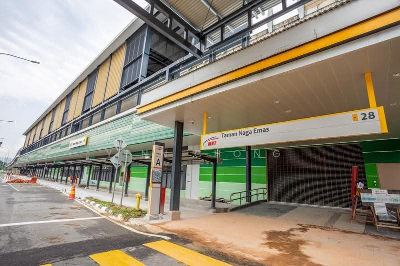 Rumah Flat untuk Dijual di Salak South Garden (Taman Salak Selatan) - Yenn Chong - Exterior - PropertyGuru.com.my