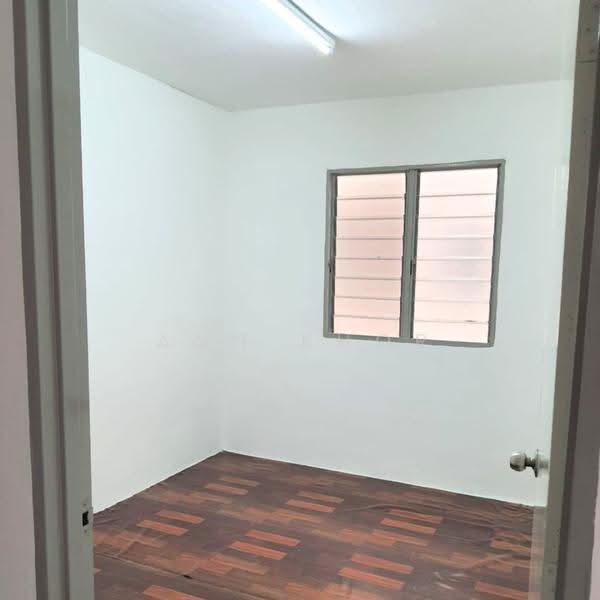 Flat for Sale at Taman Bayu Mutiara - Ann Khor - PropertyGuru.com.my