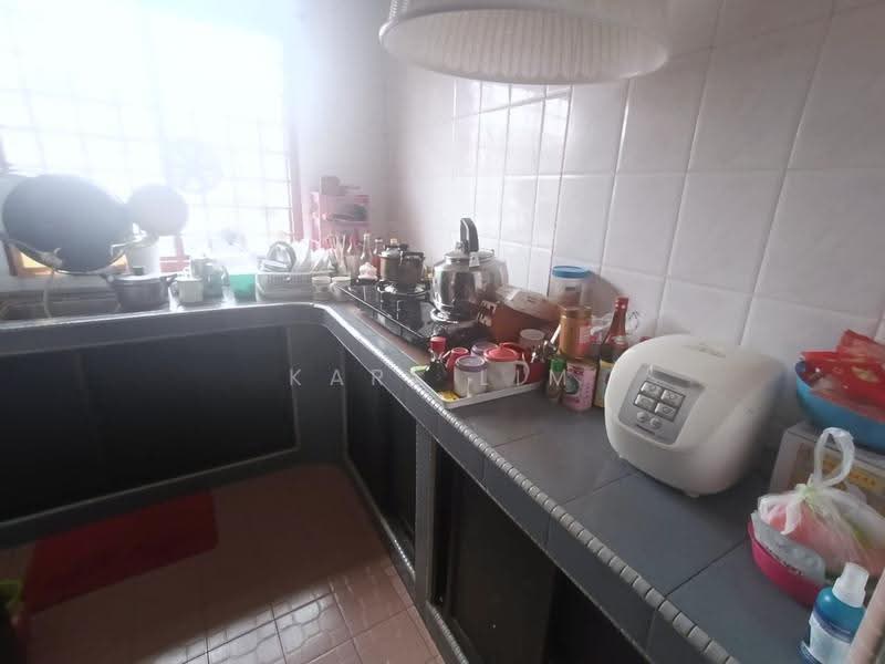 1-storey Terraced House for Sale in Taman Desa Jaya (Johor Bahru) - Karl Lim - Kitchen - PropertyGuru.com.my