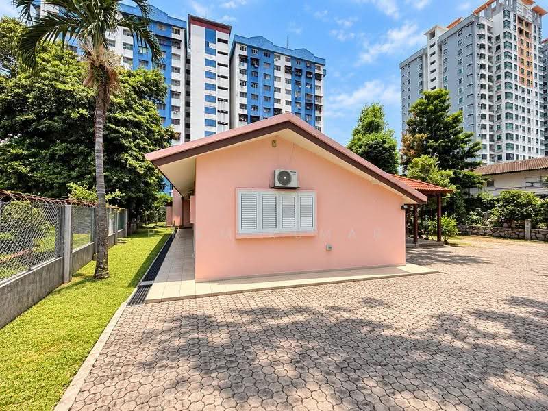 Rumah Banglo untuk Dijual di Kampung Tunku (Petaling Jaya) - Prem Kumar - Exterior - PropertyGuru.com.my
