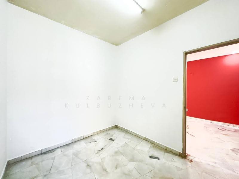 Rumah Teres 2-Tingkat untuk Dijual di Taman Pinggiran Usj (Subang Jaya) - Zarema Kulbuzheva - Interior - PropertyGuru.com.my