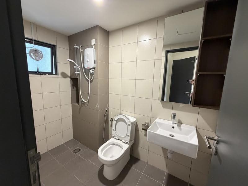Kediaman Servis untuk Disewa di D'Quince Residences - Yao Tan - Bathroom - PropertyGuru.com.my