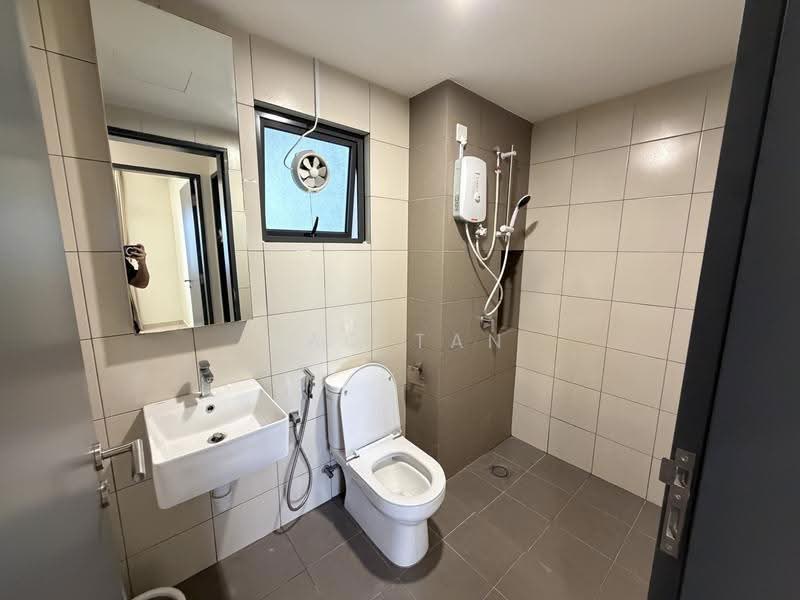 Kediaman Servis untuk Disewa di D'Quince Residences - Yao Tan - Bathroom - PropertyGuru.com.my