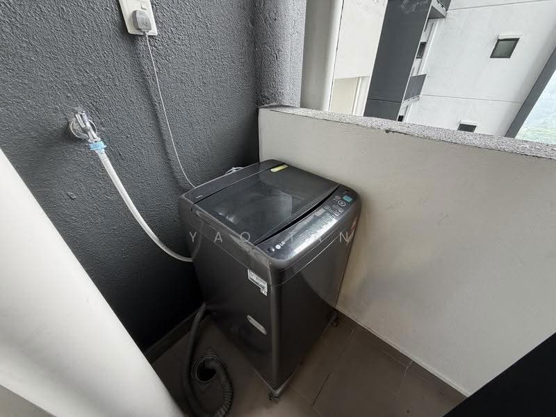 Kediaman Servis untuk Disewa di D'Quince Residences - Yao Tan - Balcony - PropertyGuru.com.my