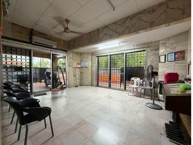 Rumah Teres 1-Tingkat untuk Dijual di Taman Pertama (Ipoh) - Marcus Seng - Living Room - PropertyGuru.com.my