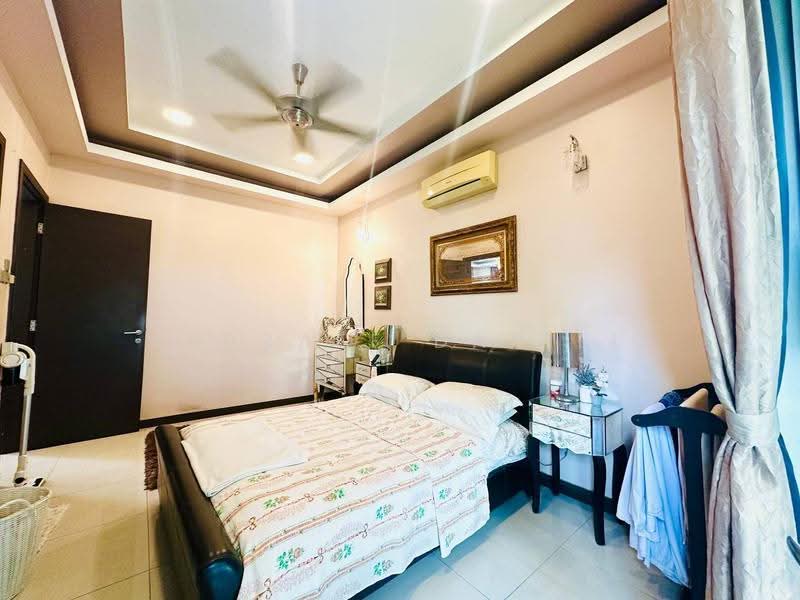 Bungalow House for Sale in Kota Kemuning (Shah Alam) - Ashraff Daniel - Bedroom - PropertyGuru.com.my