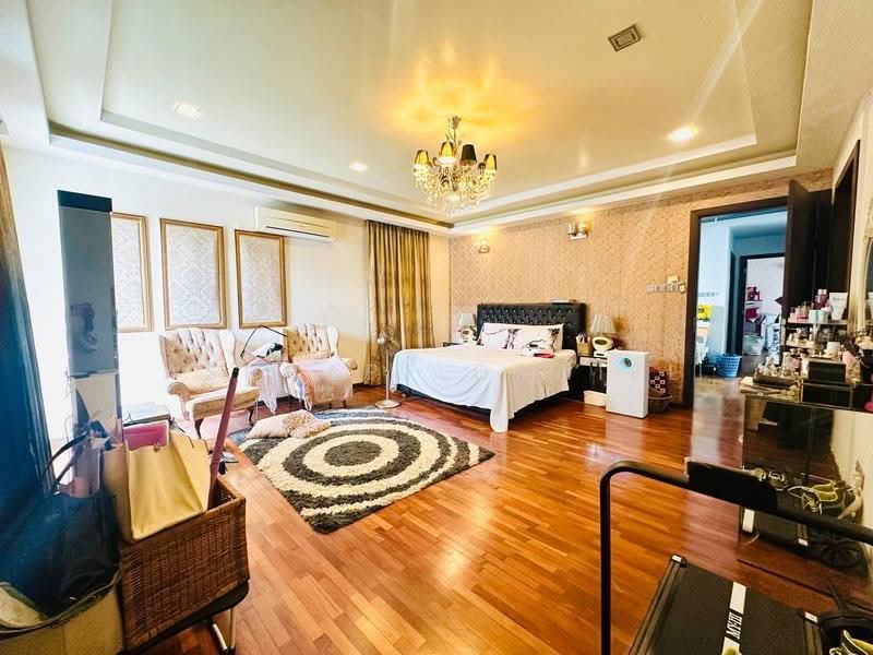 Bungalow House for Sale in Kota Kemuning (Shah Alam) - Ashraff Daniel - Bedroom - PropertyGuru.com.my