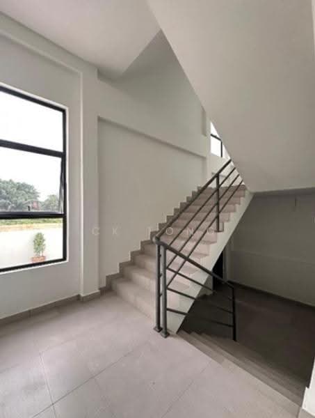Warehouse for Sale in Telok Panglima Garang (Jenjarom) - CK Tong - Entrance - PropertyGuru.com.my