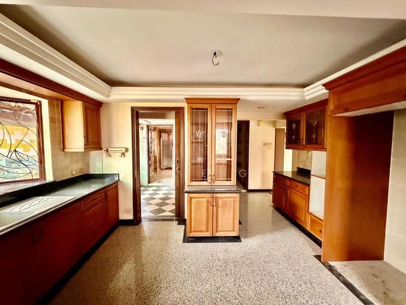 Rumah Banglo untuk Dijual di Taman Tun Dr Ismail (Kuala Lumpur) - Yin Peng . - Kitchen - PropertyGuru.com.my