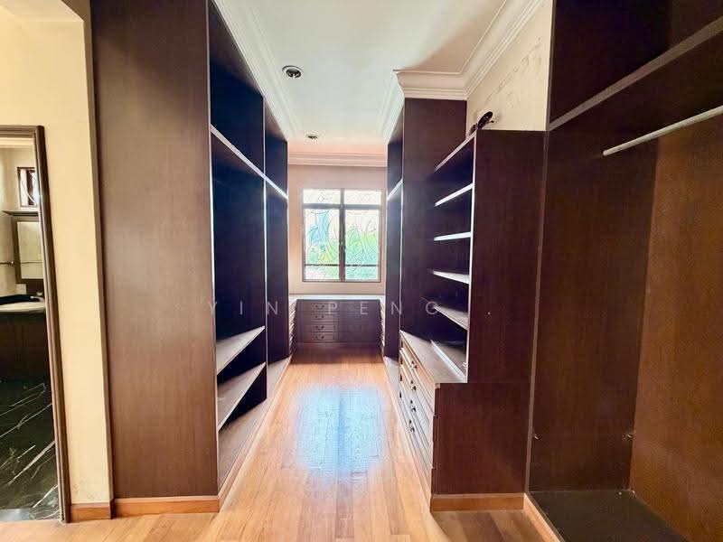 Rumah Banglo untuk Dijual di Taman Tun Dr Ismail (Kuala Lumpur) - Yin Peng . - Wardrobe - PropertyGuru.com.my