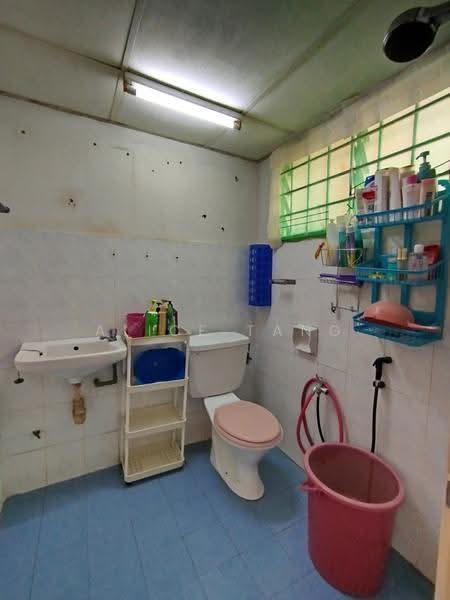 Bathroom 2