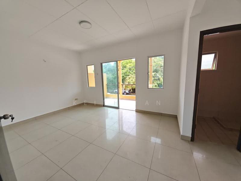 Rumah Teres 2-Tingkat untuk Dijual di TAMAN PUCHONG UTAMA (Puchong) - Keith Tan - Living Room - PropertyGuru.com.my