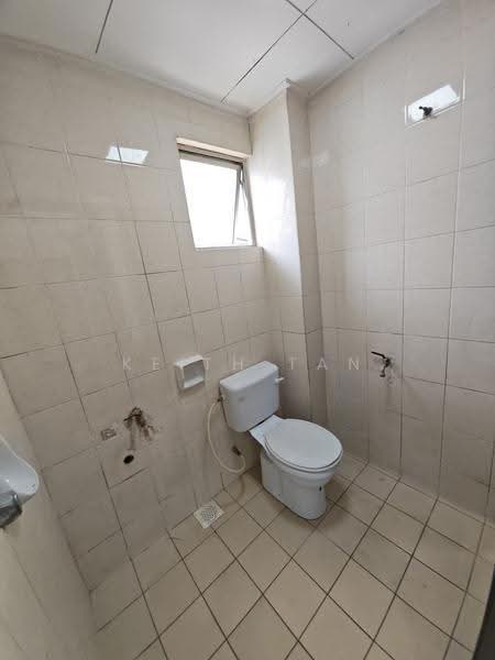 Rumah Teres 2-Tingkat untuk Dijual di TAMAN PUCHONG UTAMA (Puchong) - Keith Tan - Bathroom - PropertyGuru.com.my