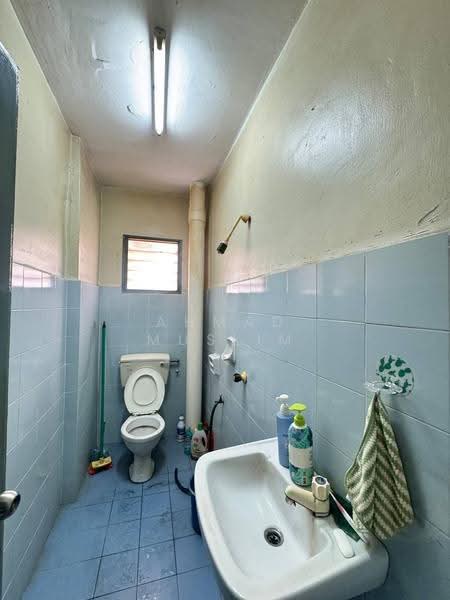 Apartment for Sale at Vista Lavender - Ahmad Muslim - Bathroom - PropertyGuru.com.my