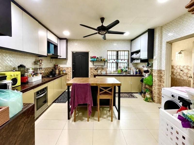 Rumah Teres untuk Dijual di Seremban (Negeri Sembilan) - Sue Arifin - Kitchen - PropertyGuru.com.my