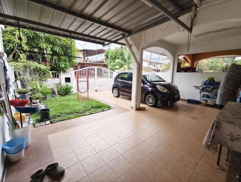 2-storey Terraced House for Sale in Bandar Kinrara Seksyen 1 (Bandar Kinrara) - Firdaus Husin - Exterior - PropertyGuru.com.my