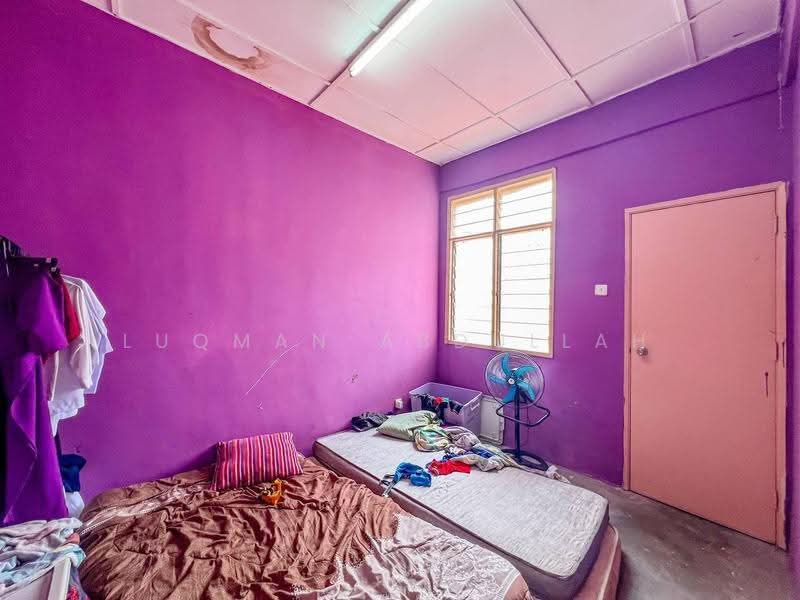 Terraced House for Sale in Bandar Mahkota Banting (Tanjong Duabelas) - Luqman Abdullah - Bedroom - PropertyGuru.com.my