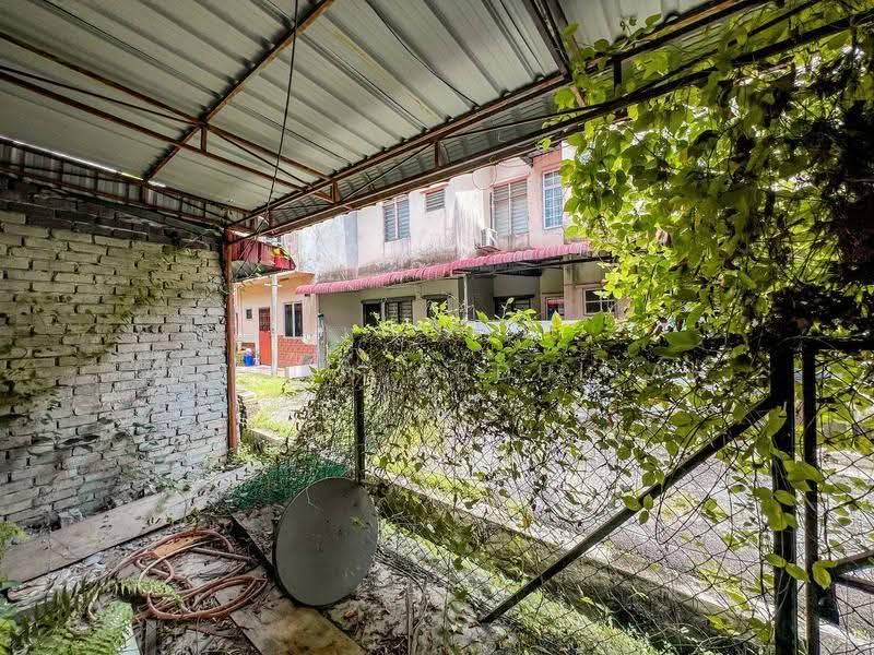 Terraced House for Sale in Bandar Mahkota Banting (Tanjong Duabelas) - Luqman Abdullah - PropertyGuru.com.my