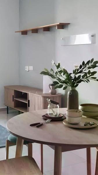 Kediaman Servis untuk Disewa di BeCentral @ i-City - Pearl Ho - Dining Room - PropertyGuru.com.my