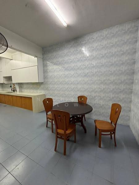 Rumah Berkembar untuk Disewa di Taman Bersatu (Kulai) - Nicholas Low - Dining Room - PropertyGuru.com.my