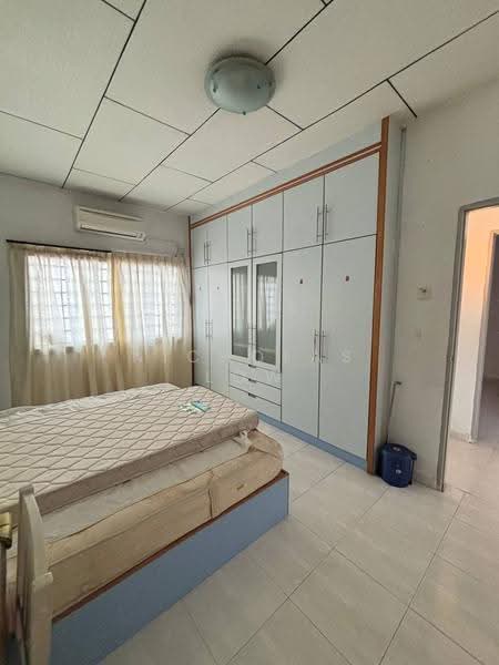 Rumah Berkembar untuk Disewa di Taman Bersatu (Kulai) - Nicholas Low - Bedroom - PropertyGuru.com.my