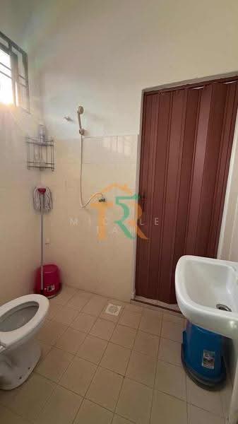 2-storey Terraced House for Sale in Taman Warisan (Muar) - Micole Tan - Bathroom - PropertyGuru.com.my
