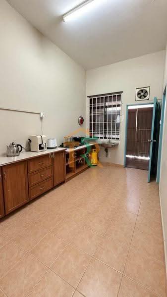 2-storey Terraced House for Sale in Taman Warisan (Muar) - Micole Tan - Kitchen - PropertyGuru.com.my