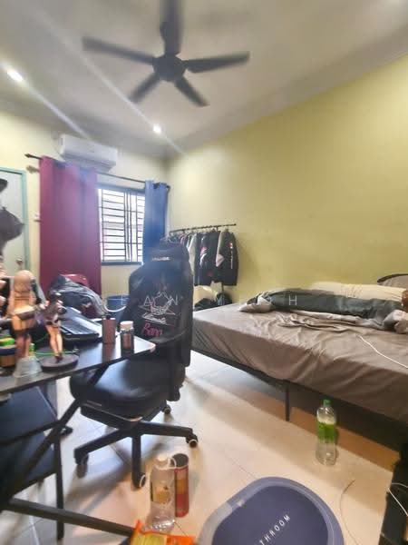 Rumah Teres 3-Tingkat untuk Dijual di Taman Jaya Mas (Skudai) - Sean Yeoh - Bedroom - PropertyGuru.com.my