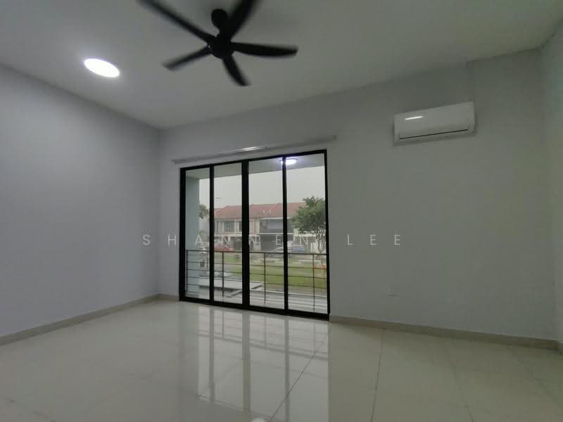 Rumah Teres untuk Disewa di Kulai (Johor) - Shannen Lee - Living Room - PropertyGuru.com.my
