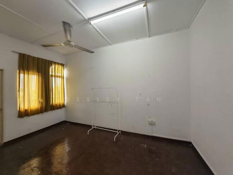 Rumah Teres 2-Tingkat untuk Dijual di Taman Pantai Emas (Klebang) - Wesley Tan - Interior - PropertyGuru.com.my