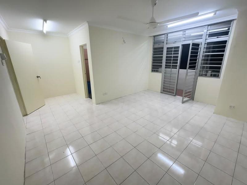 Terraced House for Rent in Bandar Baru Ampang (Ampang) - Mel Wong - Living Room - PropertyGuru.com.my