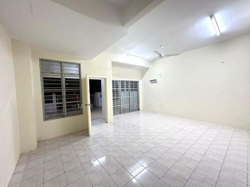 Terraced House for Rent in Bandar Baru Ampang (Ampang) - Mel Wong - Living Room - PropertyGuru.com.my