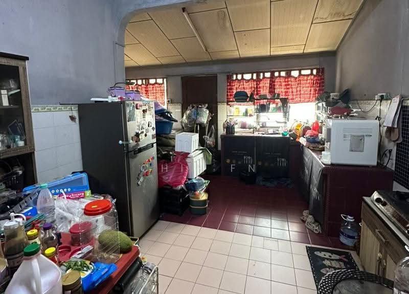 1-storey Terraced House for Sale in Taman Merdeka (Batu Berendam) - CHIN FN - Kitchen - PropertyGuru.com.my
