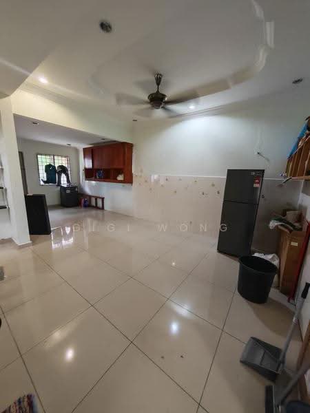 Rumah Teres 2-Tingkat untuk Dijual di Taman Paya Emas (Paya Rumput) - Gigi Wong - Kitchen - PropertyGuru.com.my